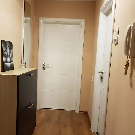 Apartman Radjenovic 公寓